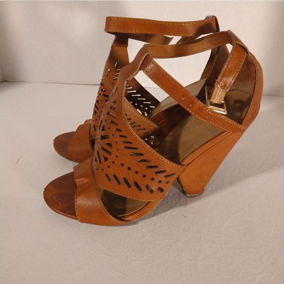 Chestnut Brown Peep Toe Heels Ankle Strap with Silver Buckle 4.5 in. heel Size 6 - Picture 3 of 5